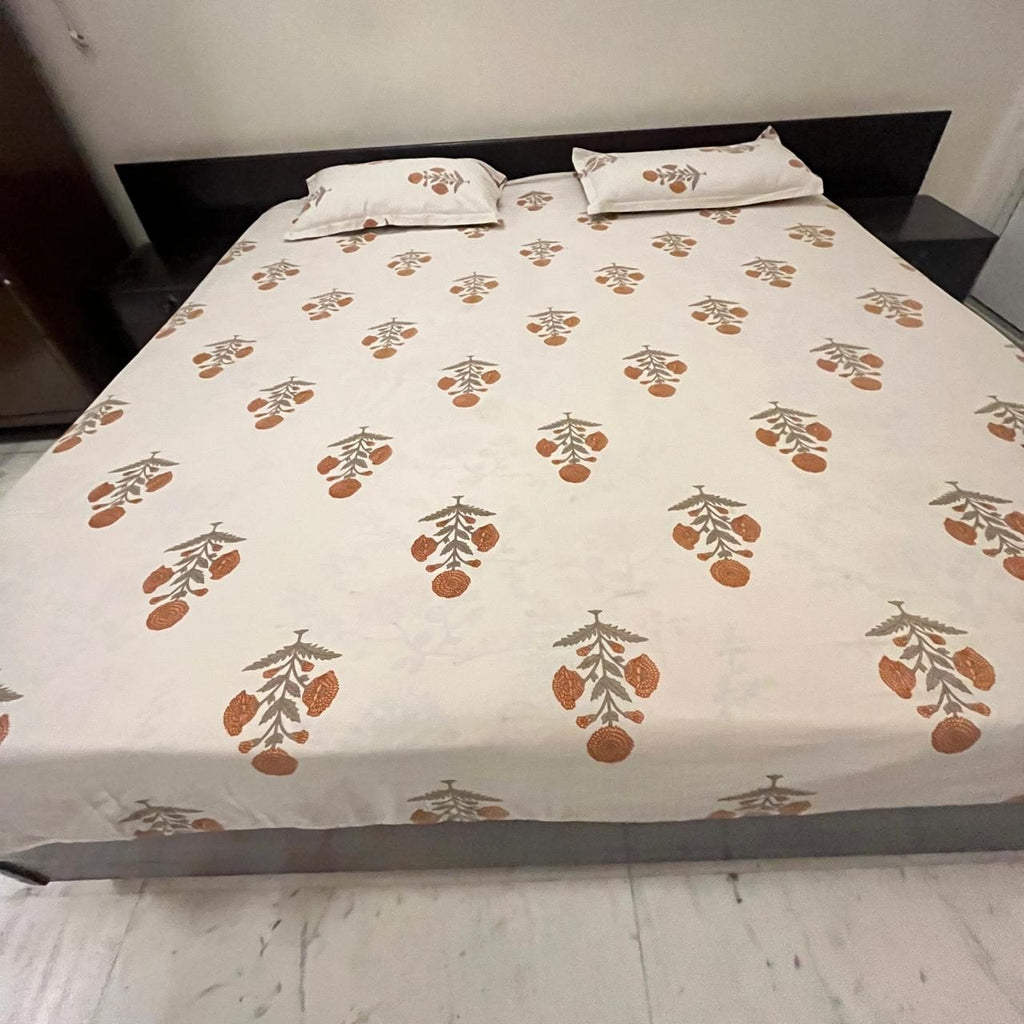 Solid wood King Size Bed without mattress photo 1