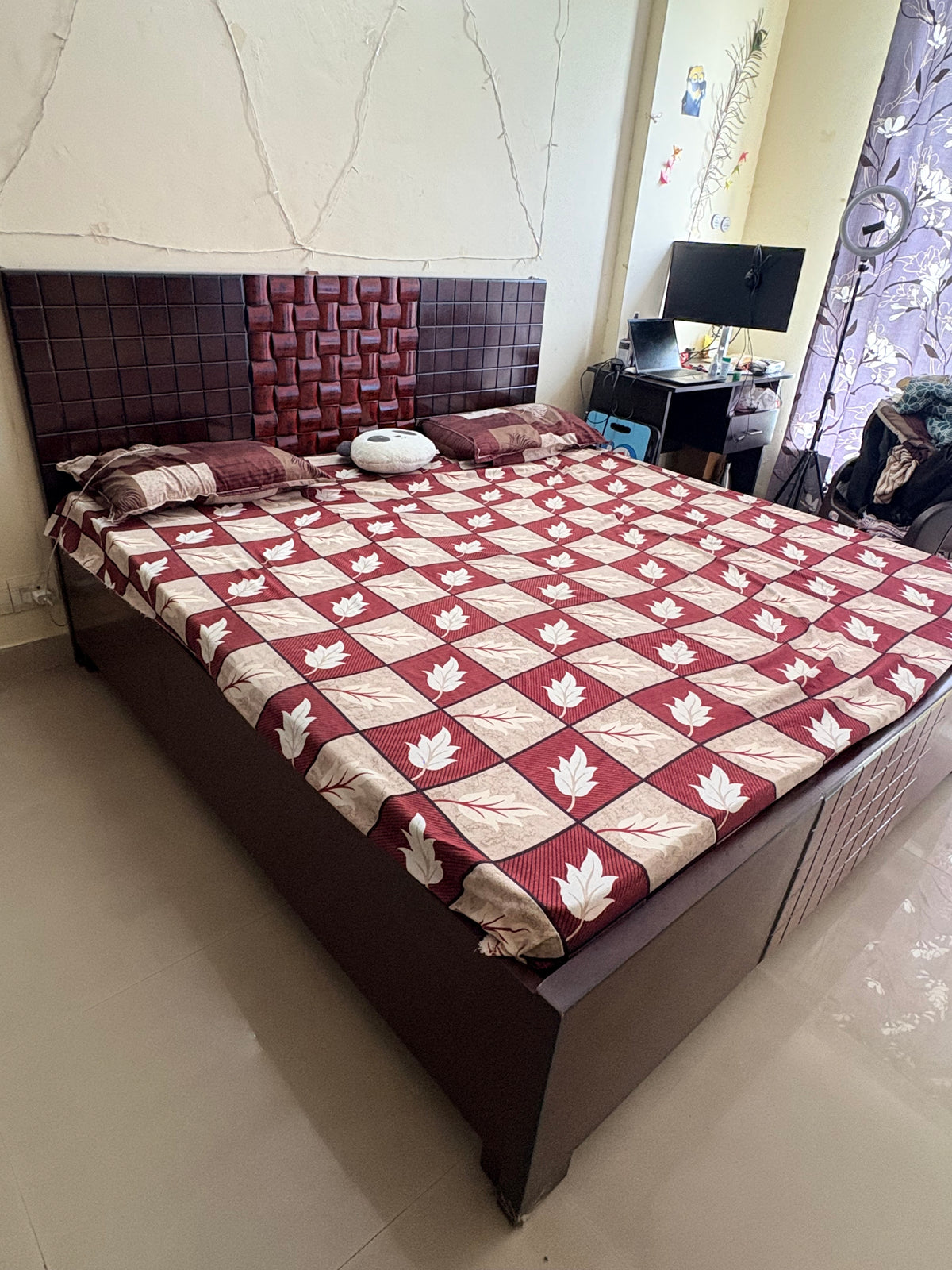 King Size Storage Bed with Mattress photo 3
