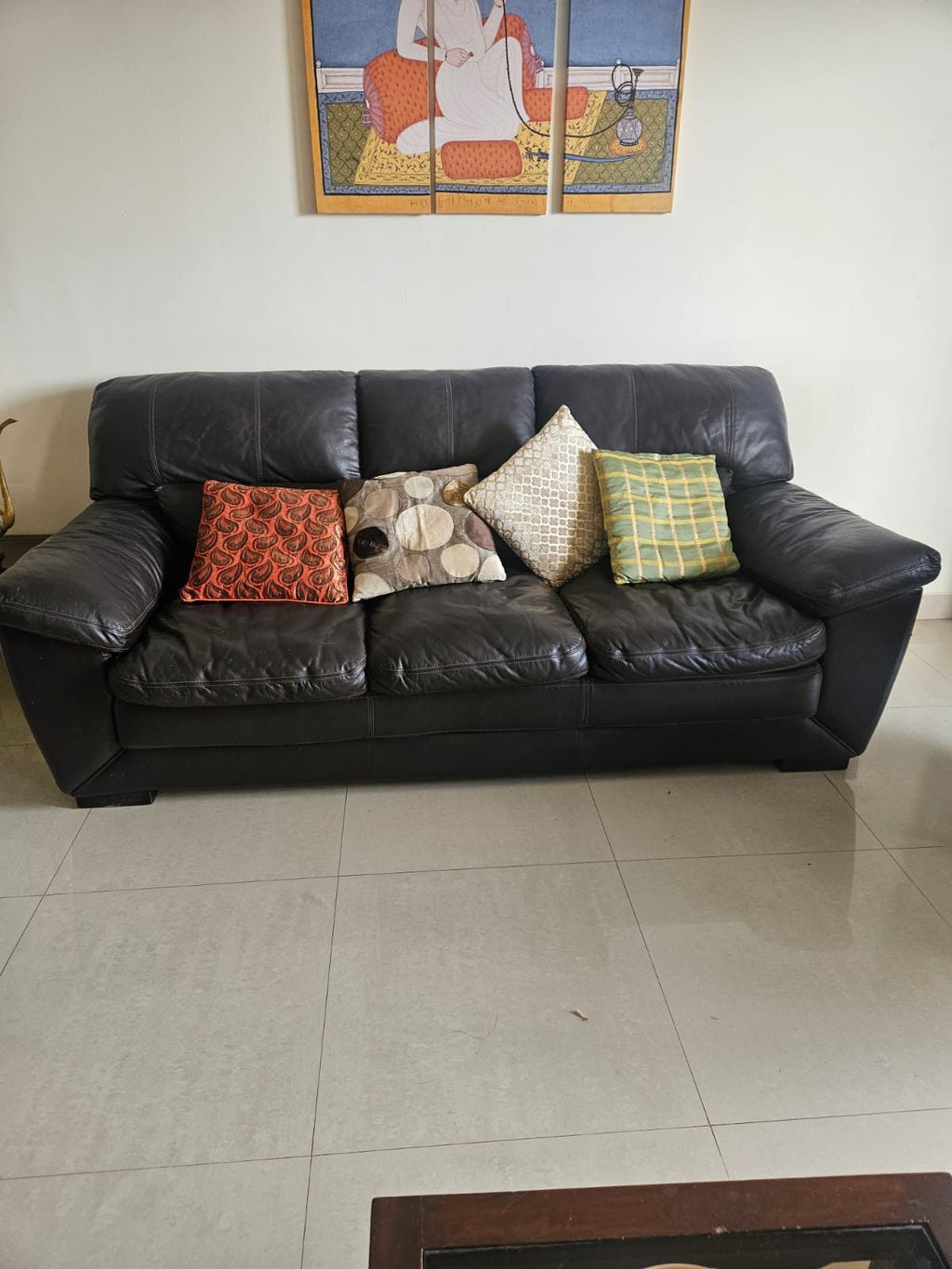 3 seater leather sofa photo 2