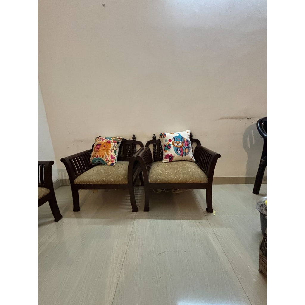 teak wood 2+2 seater and coffee table photo 2