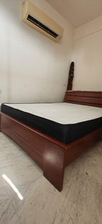 Queen bed photo 2