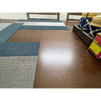 6 seater Dining table with chairs photo 2