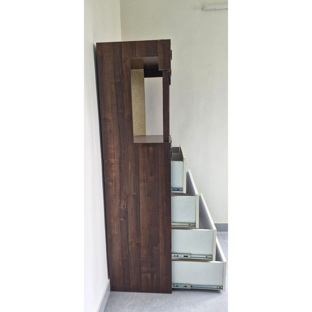 cabinet photo 2