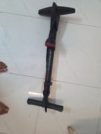 Bicycle pump photo 3