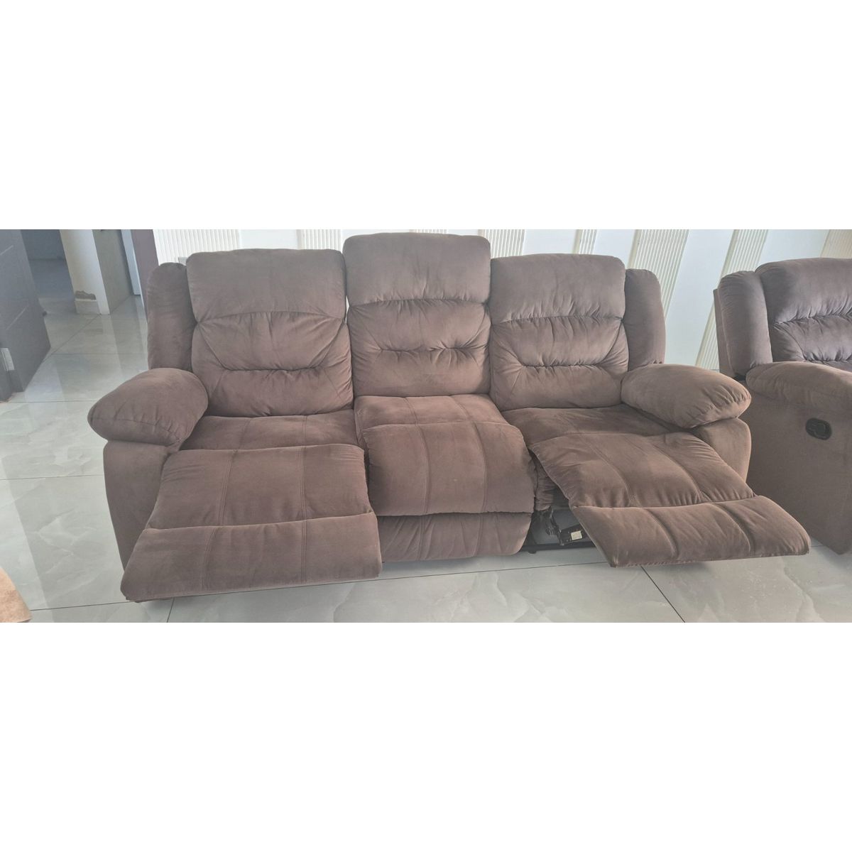 Recliner 3+2 seater sofa photo 3