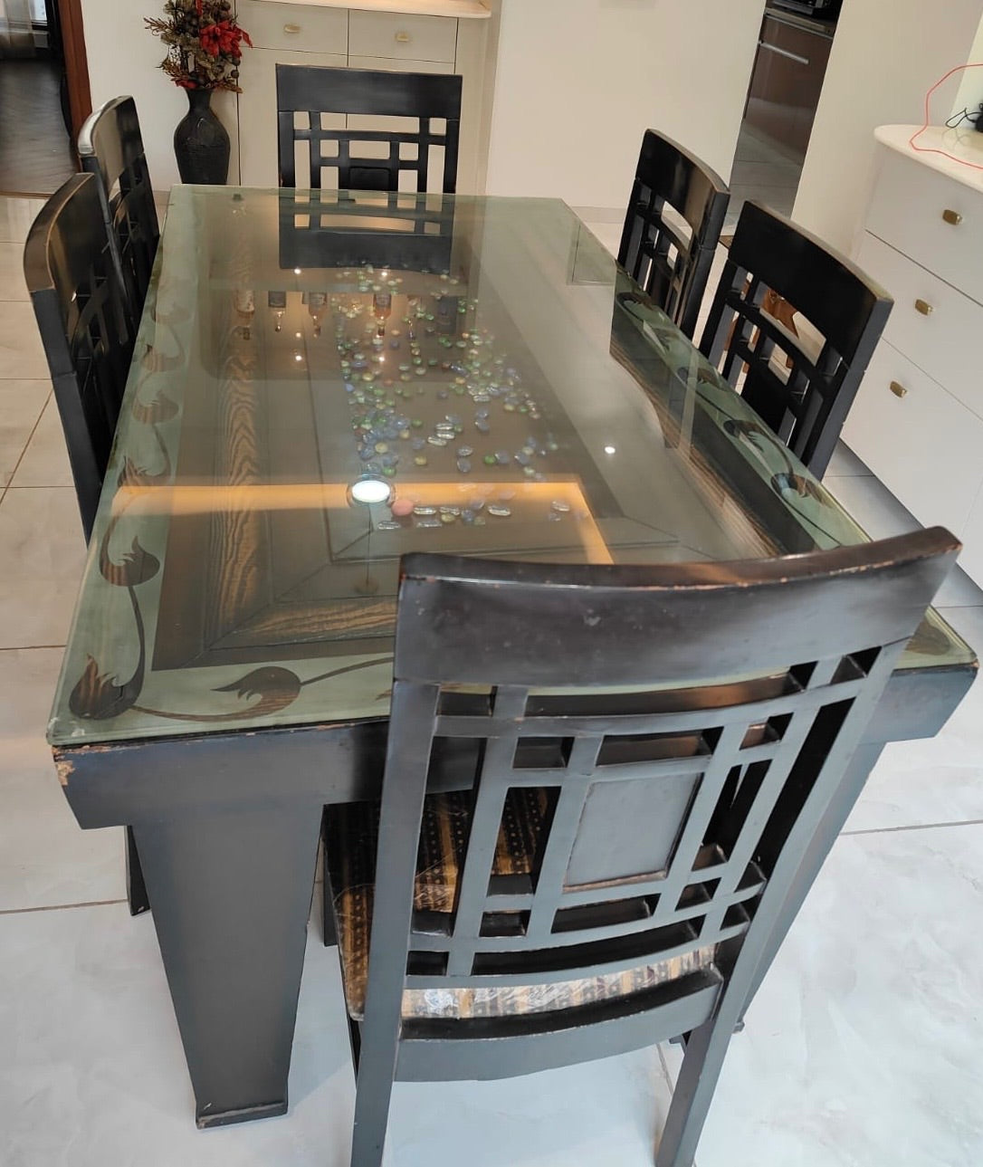 6 seater dining table - glass top and chair detail