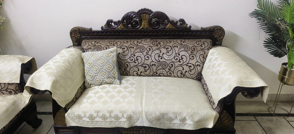 9 seater Maharaja Sofa + centre table photo 3