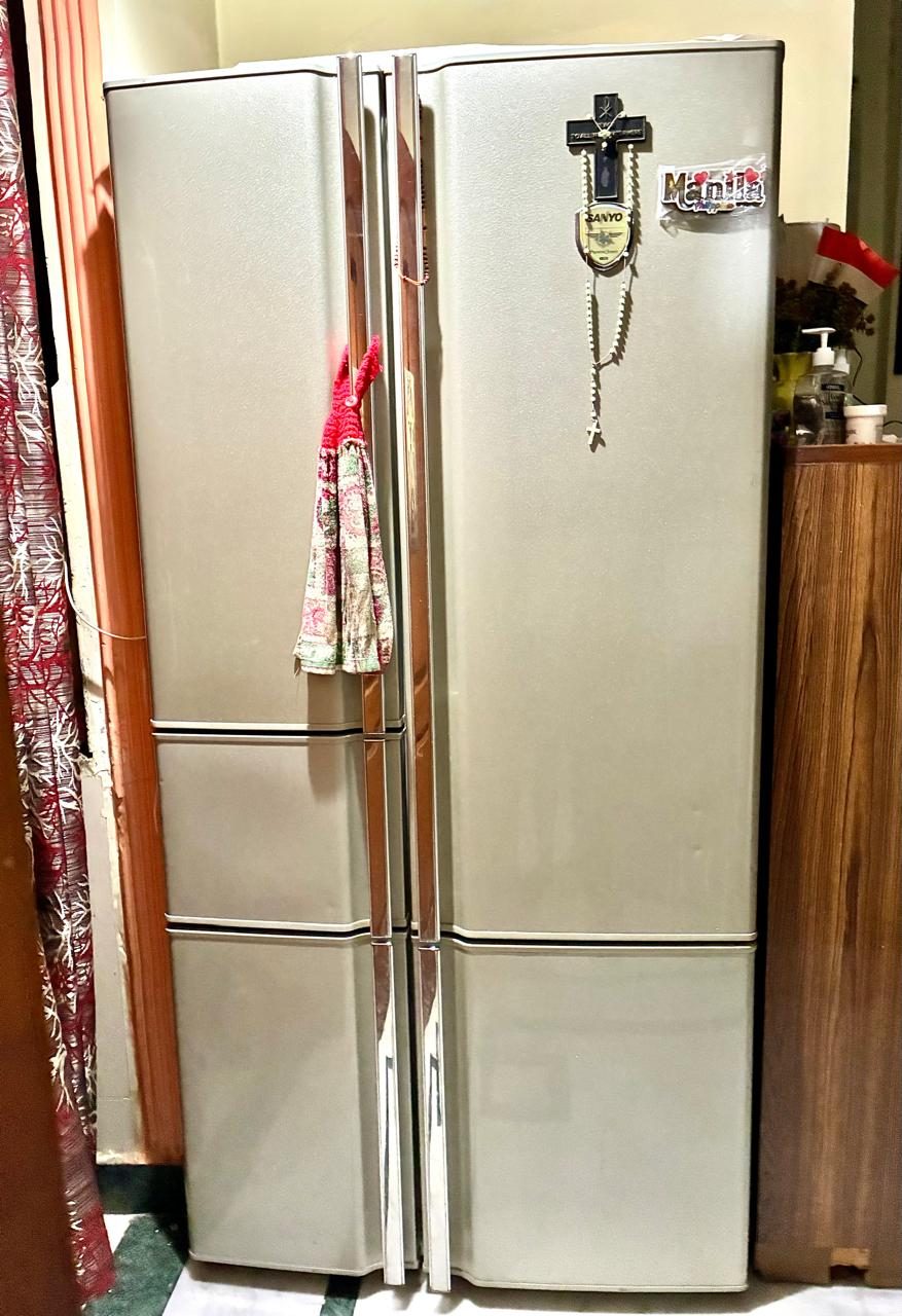 5 door Japanese fridge photo 3