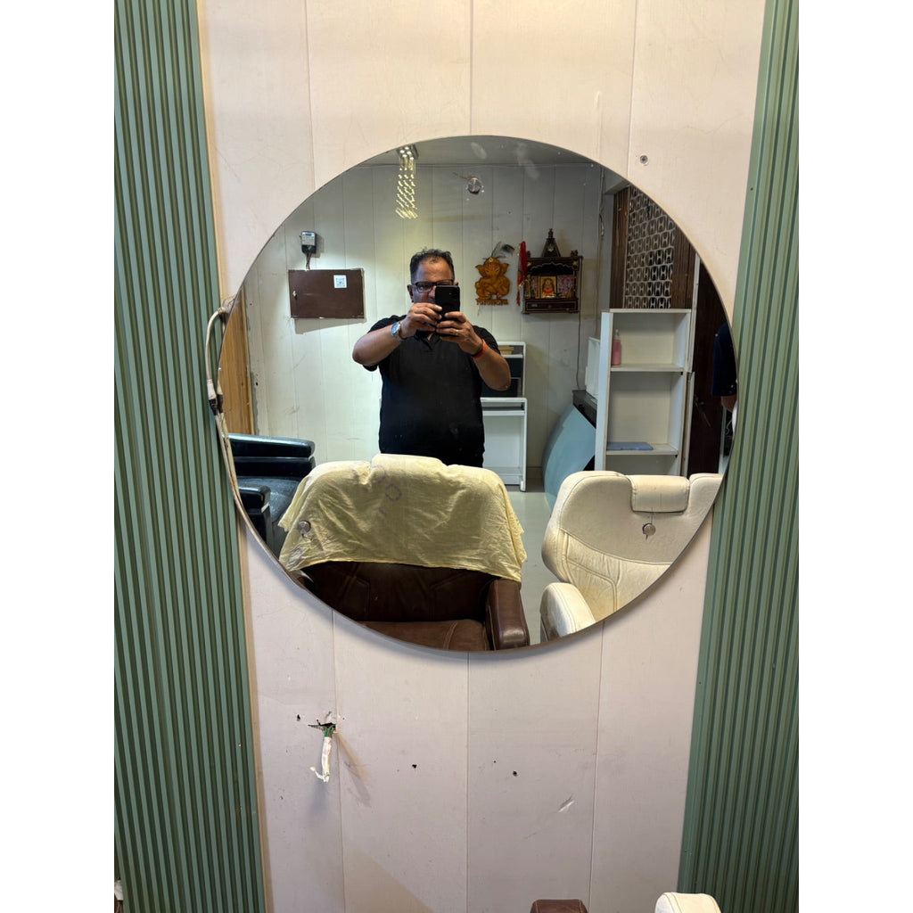 Circular Wall Mirror - seller photo 4