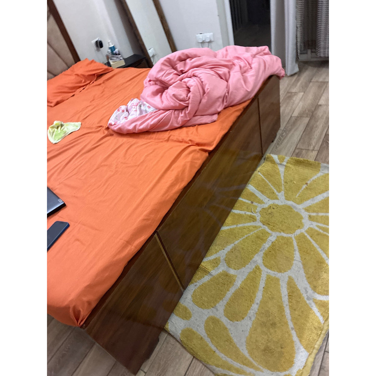 King Storage Bed with Geometric Padded Headboard - used item in Gurugram - photo 3