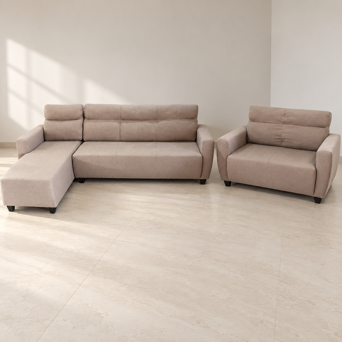 Home Centre L-shaped sofa and included two-seater - Gurugram - hero