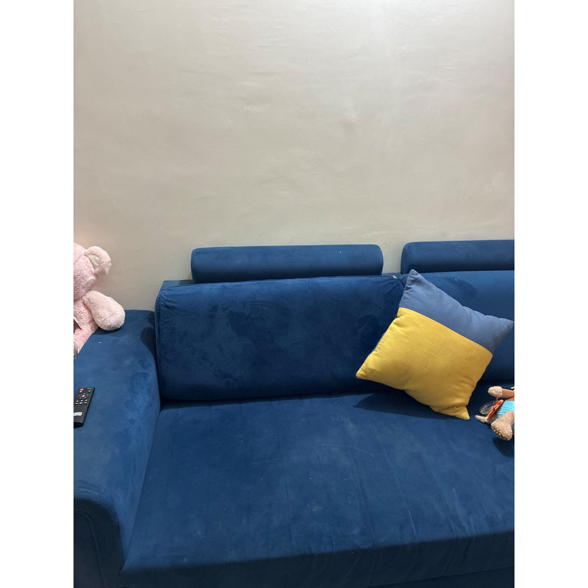 Velvet sectional sofa — square seller photo 2
