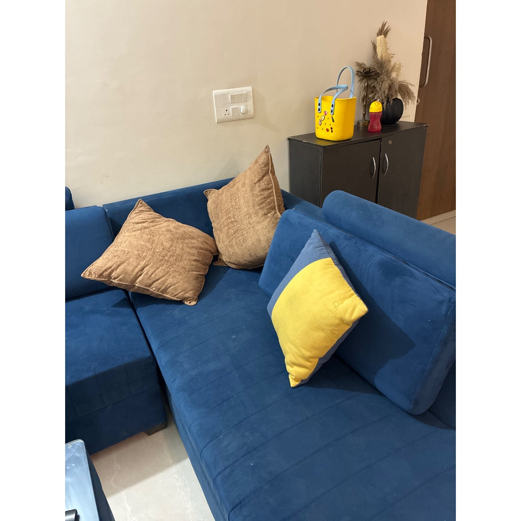 Velvet sectional sofa — square seller photo 4