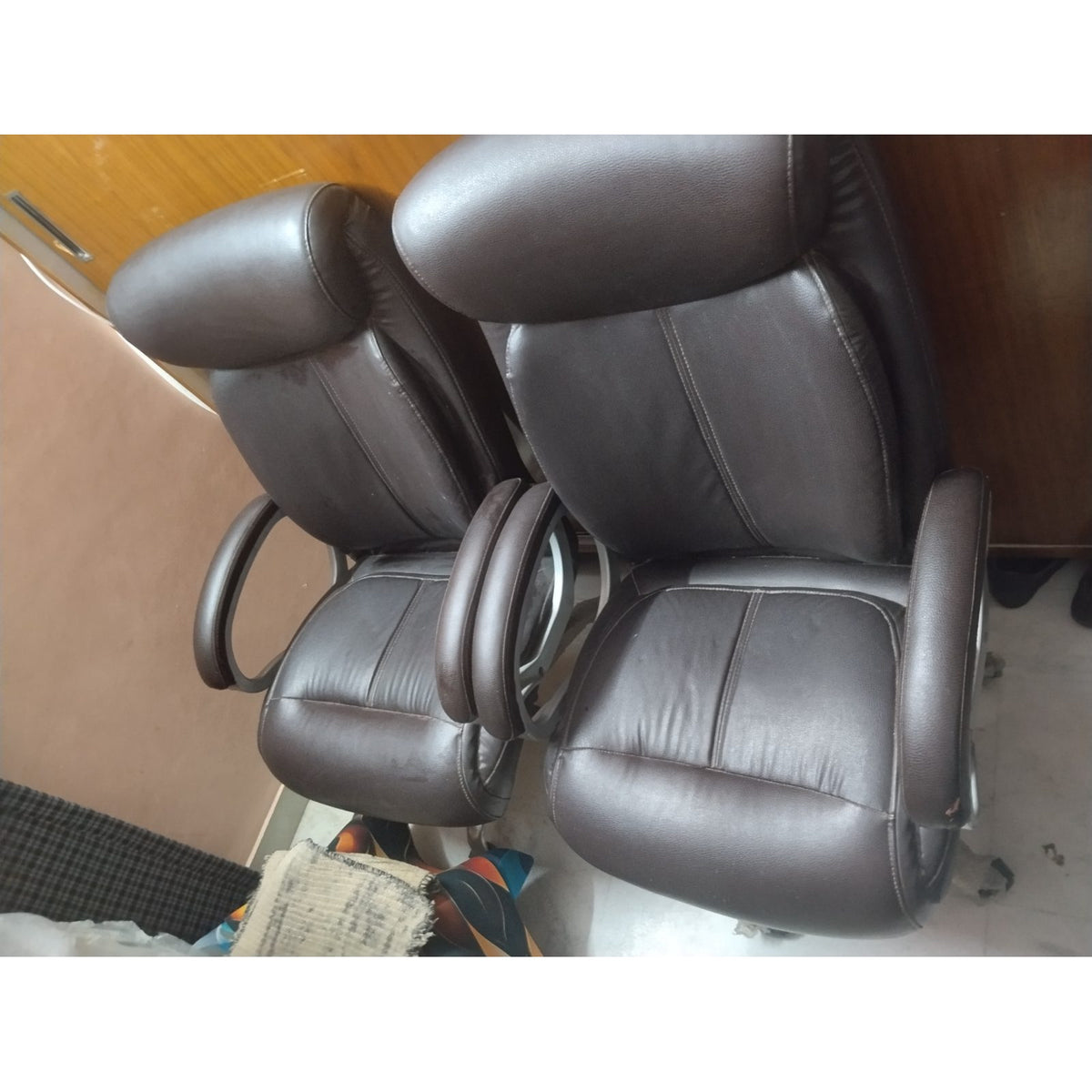 Boss office chair - used item in Delhi - photo 4