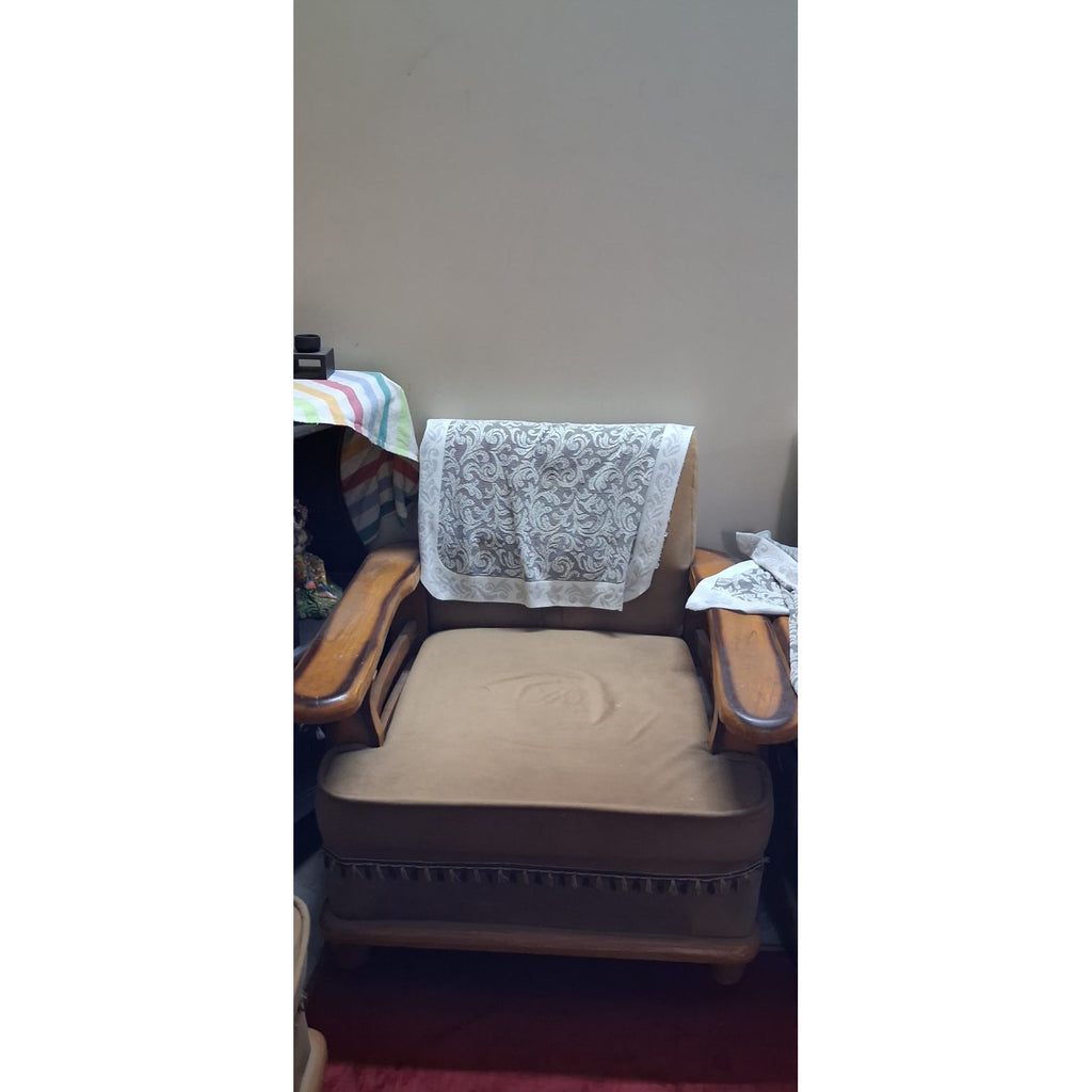 Beige Wooden Sofa Set, 3+1+1 - used item in Gurugram - photo 5