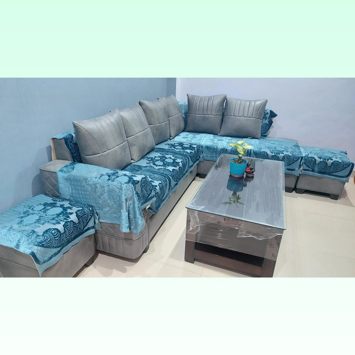 L-Shaped Sofa Set with 2 Ottomans and Centre Table photo 2