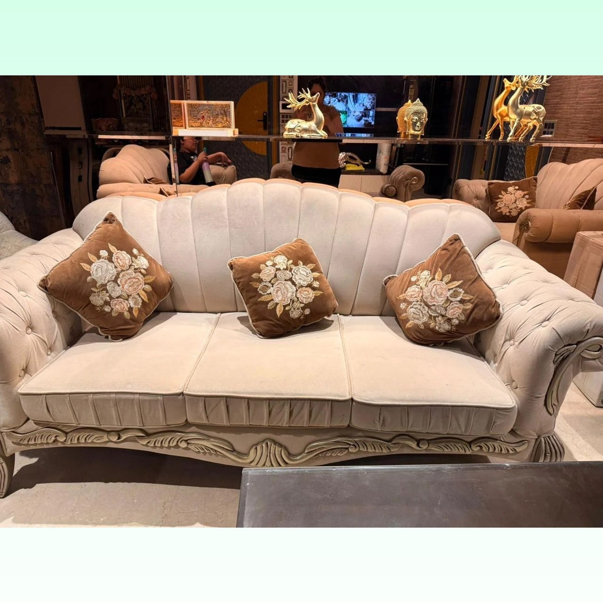 7-Seater Carved Velvet Sofa Set (3+2+2) photo 3
