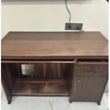 Woodgrain Computer Table - used study office in Delhi - photo 2