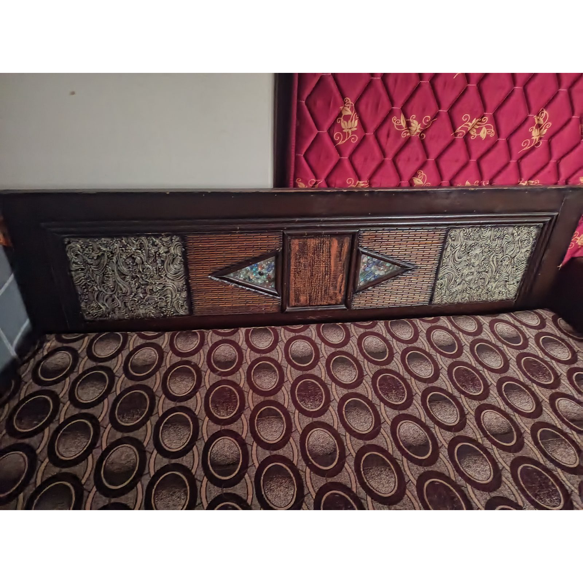 Hydraulic Storage Double Bed with Mattress - used bedroom in Gurugram - photo 1