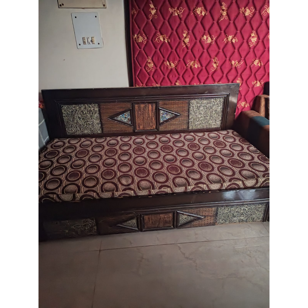 Hydraulic Storage Double Bed with Mattress - used bedroom in Gurugram - photo 2