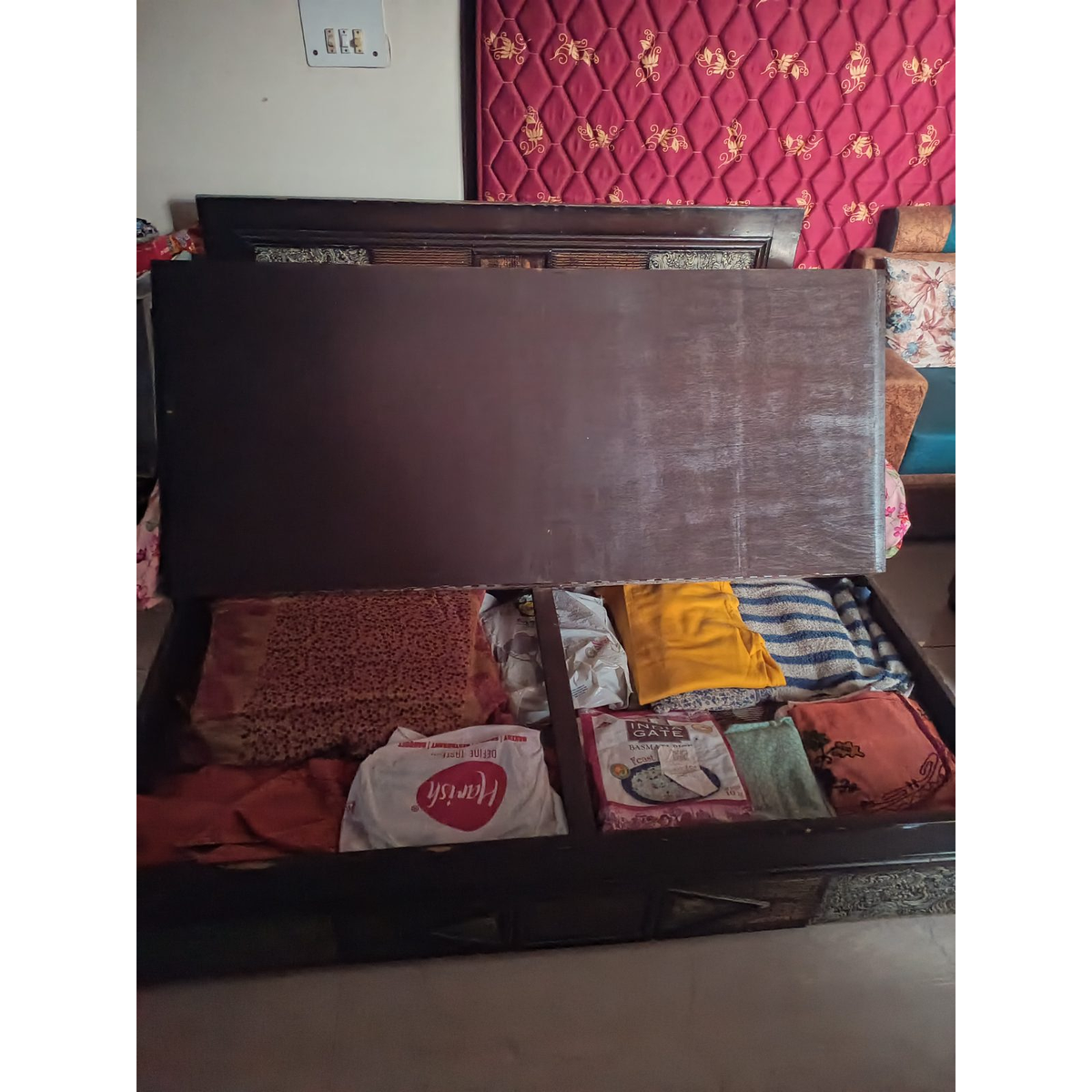 Hydraulic Storage Double Bed with Mattress - used bedroom in Gurugram - photo 5