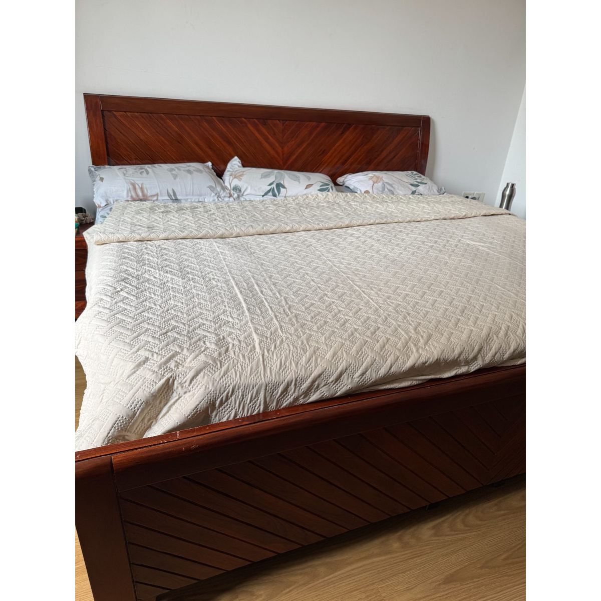 Wooden King Storage Bed with Mattress, Hydraulic Repair Needed - used in Delhi - photo 2
