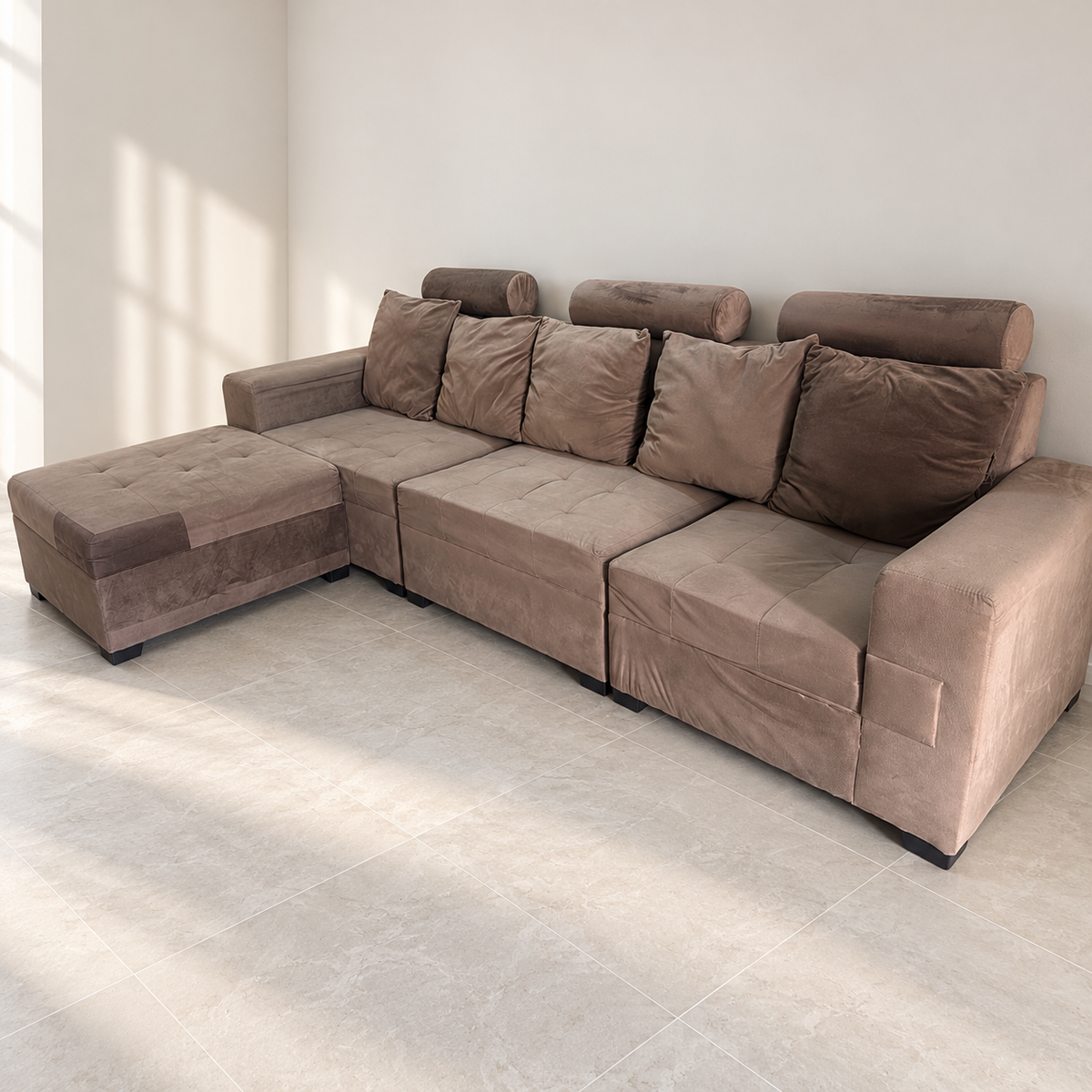 Brown Reversible L-Shape Sofa with Five Cushions - used item in Gurugram