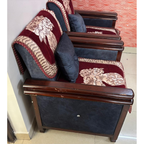 3+1+1 Wooden Sofa Set with Floral Covers - used living room in Delhi - photo 4