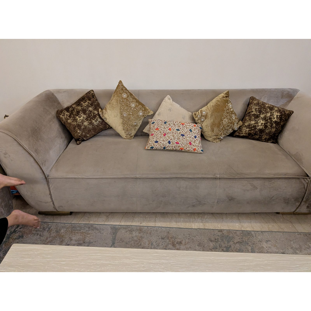 3+2+2 Velvet Sofa Set - used living-room in Delhi - photo 4