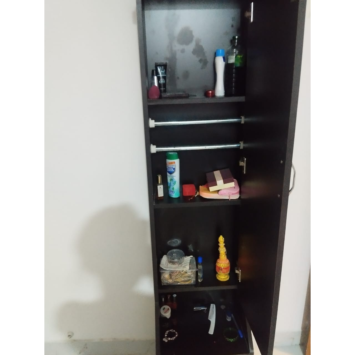 Mirrored Dressing Cabinet - used bedroom in Delhi - photo 5