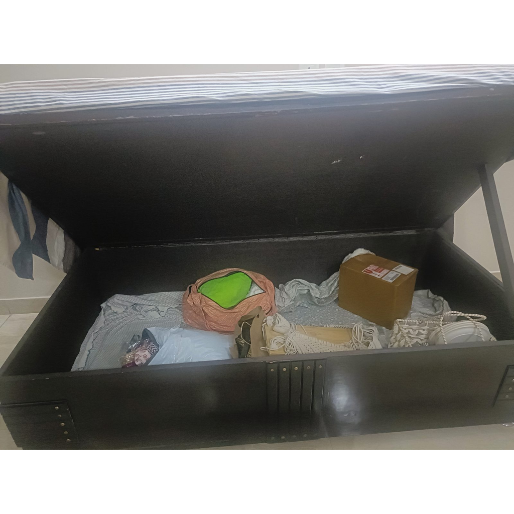 Single Storage Bed with Mattress - used bedroom in Gurugram - photo 1