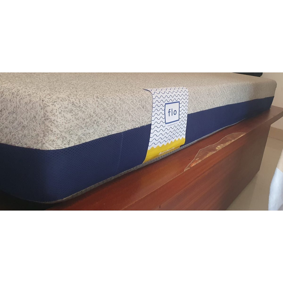 Flo Queen Mattress - used bedroom in Gurugram - photo 2