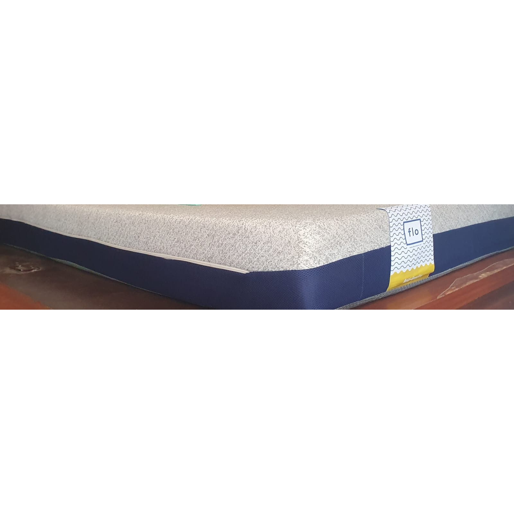 Flo Queen Mattress - used bedroom in Gurugram - photo 3