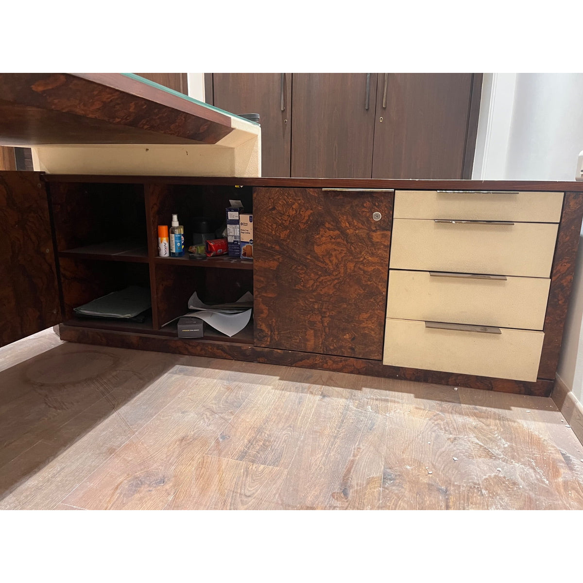 Glass-Top Office Desk with Left Return - photo 4