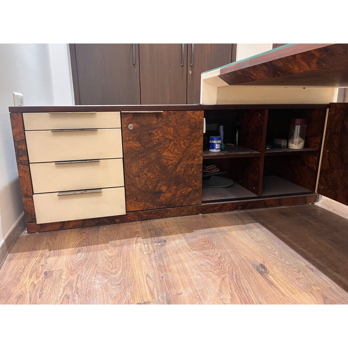 Glass-Top Office Desk with Right Return - photo 4