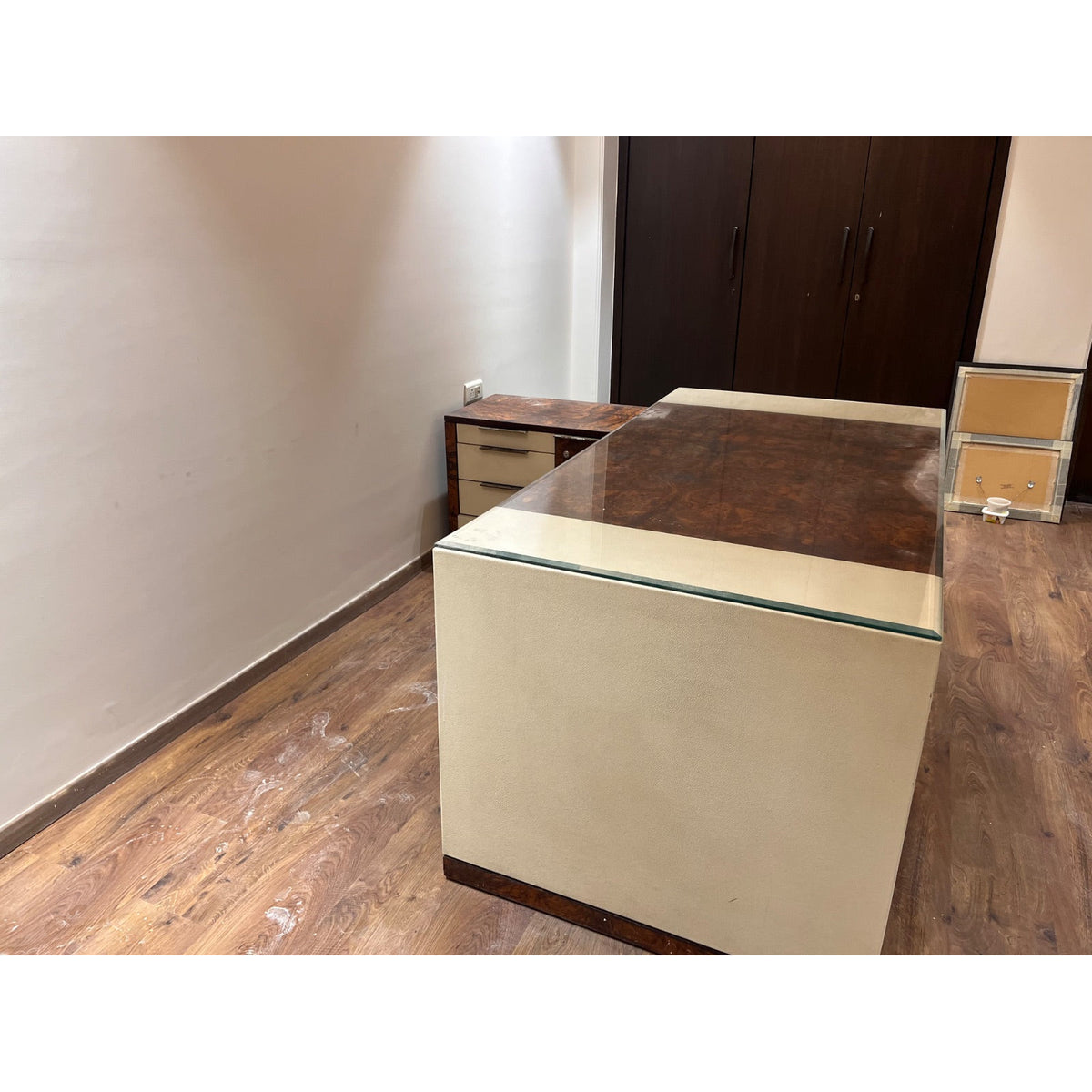Glass-Top Office Desk with Right Return - photo 5