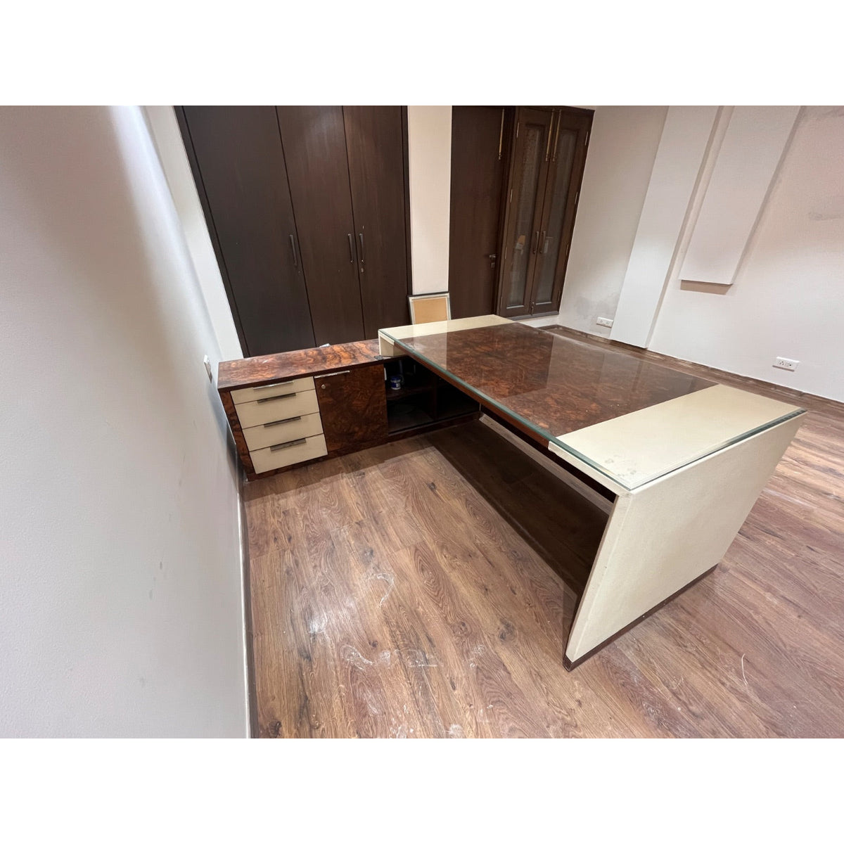 Glass-Top Office Desk with Right Return - photo 6