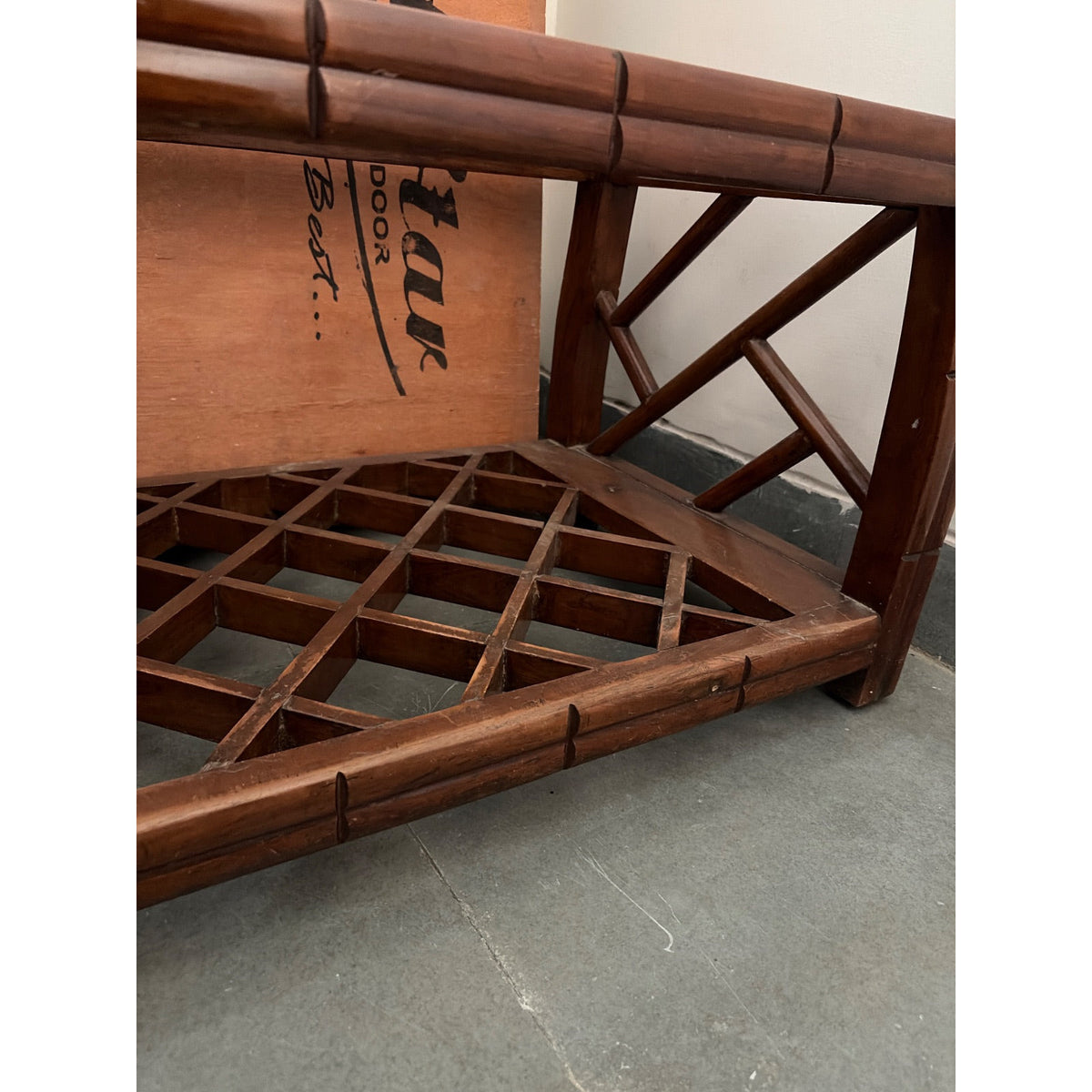Wooden Centre Table Frame, Glass Top Missing - photo 4