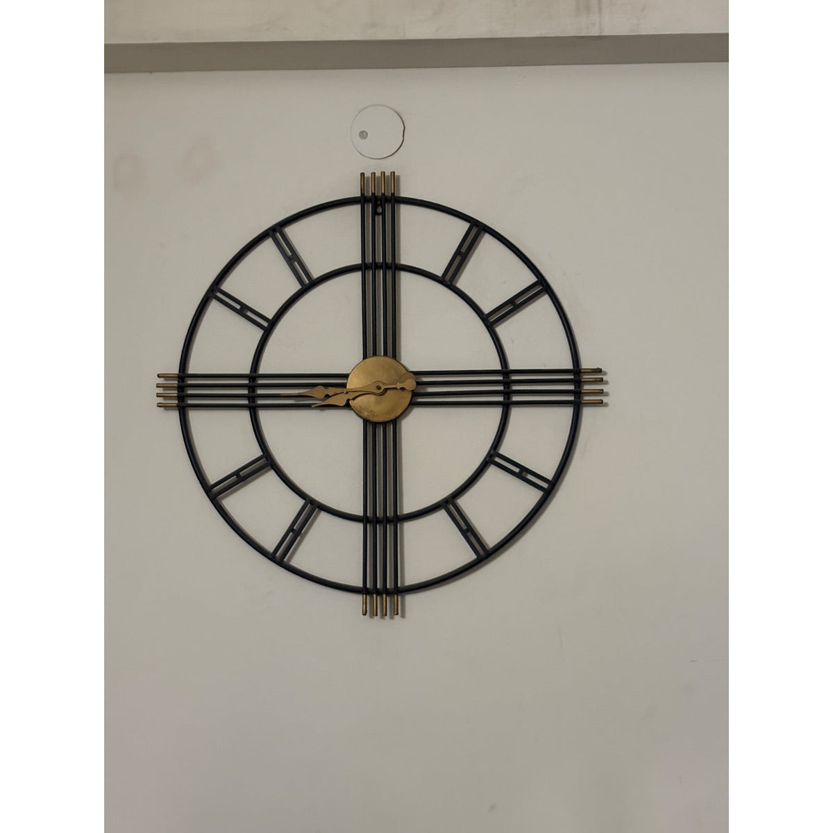 Black and Gold Metal Wall Clock - photo 3