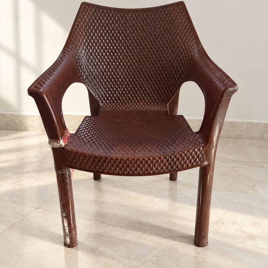 Brown Plastic Armchair, Needs Repair - giveasy hero
