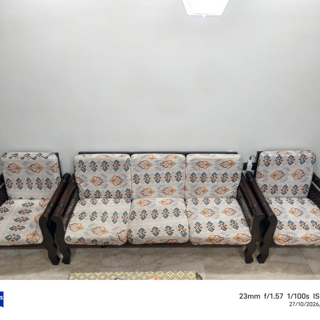 5 seater sofa set with center table photo 5