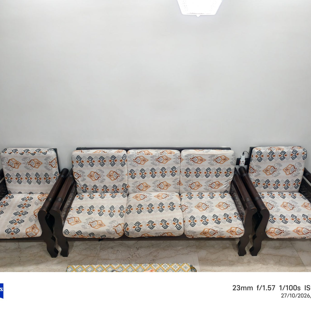 5 seater sofa set with center table photo 5