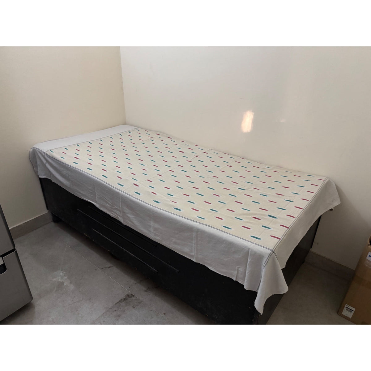 Single Storage Bed with Two Cloth Mattresses - photo 9