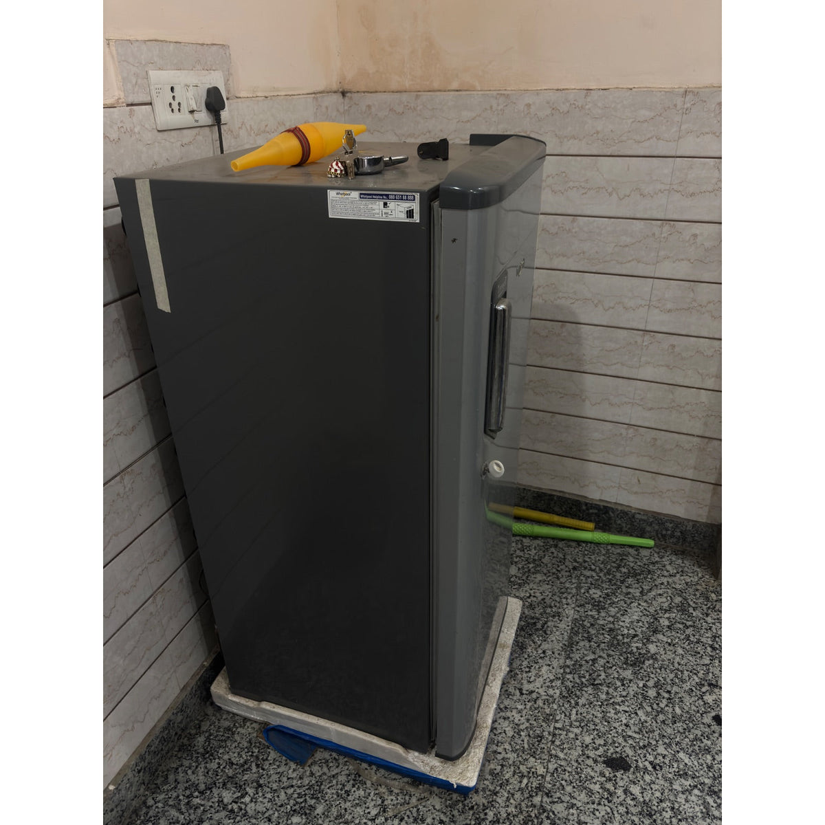 Whirlpool 184L Single-Door Refrigerator - Delhi - photo 9