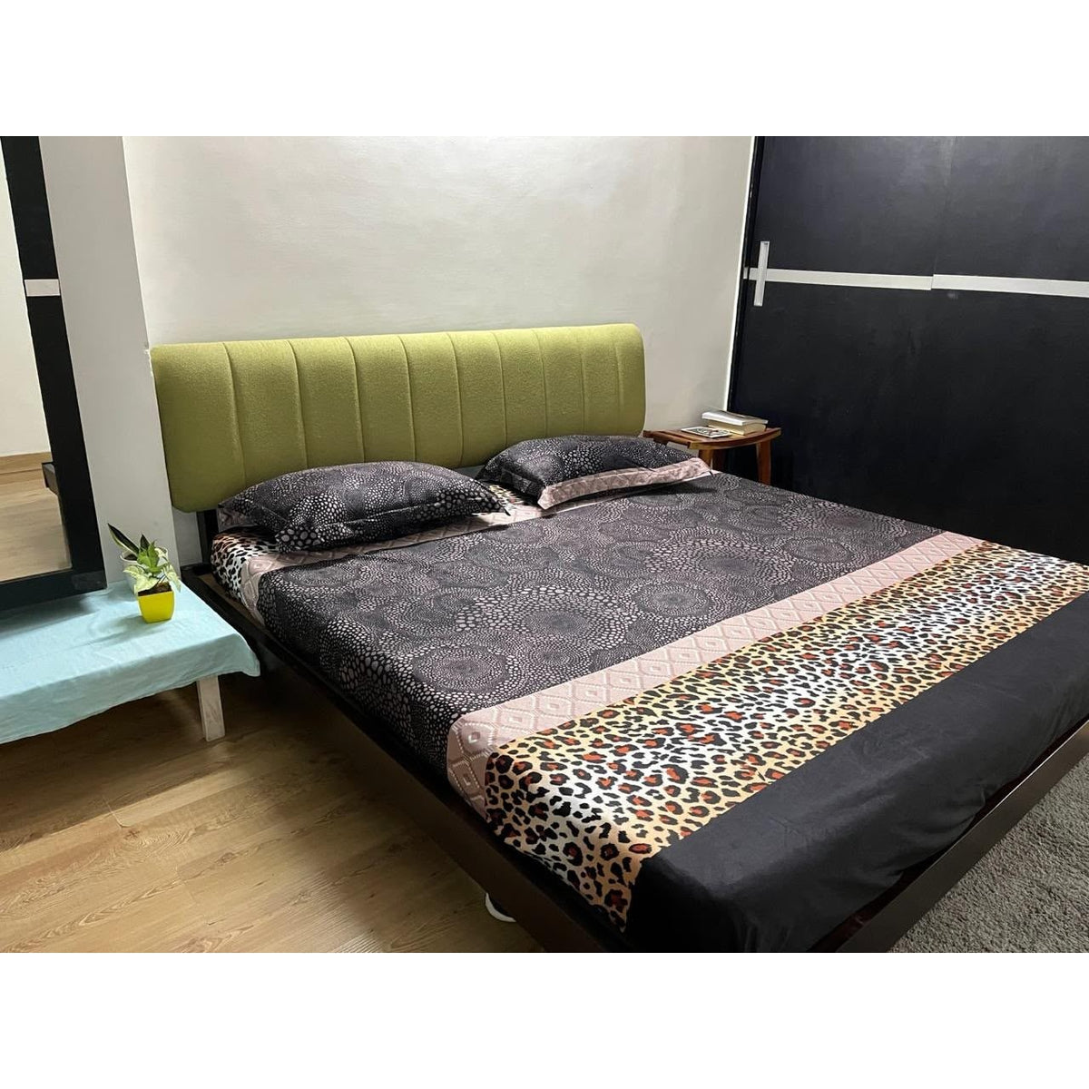 Furlenco Green Headboard Bed - photo 3