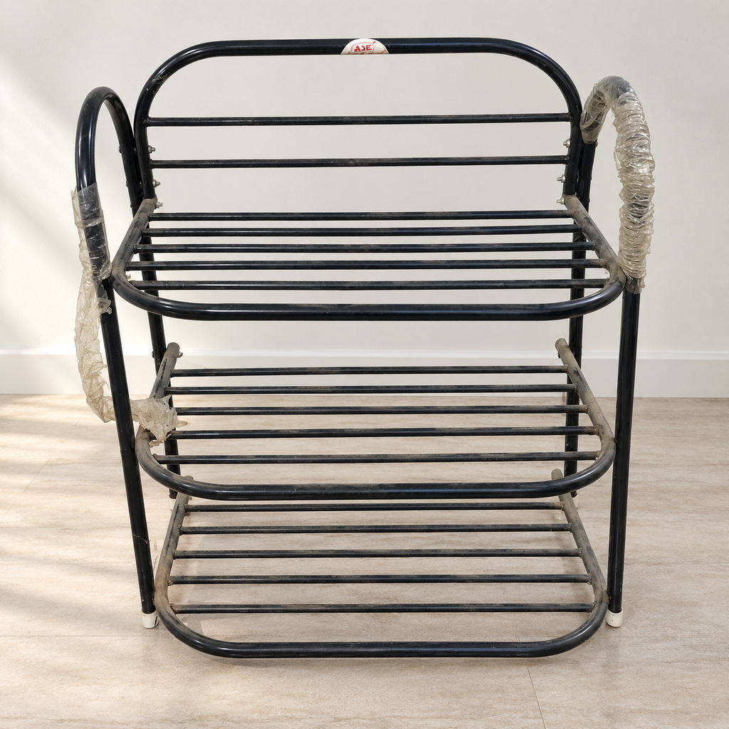 Metal Shoe Rack - Lightly Used - pre-owned in Gurugram