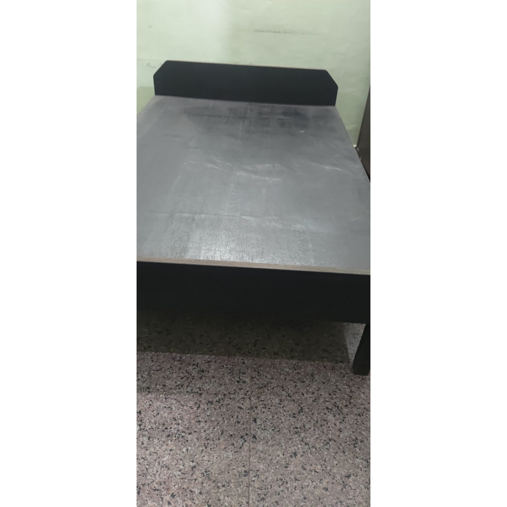 Engineered Wood Bed - used bedroom in Gurugram - photo 4