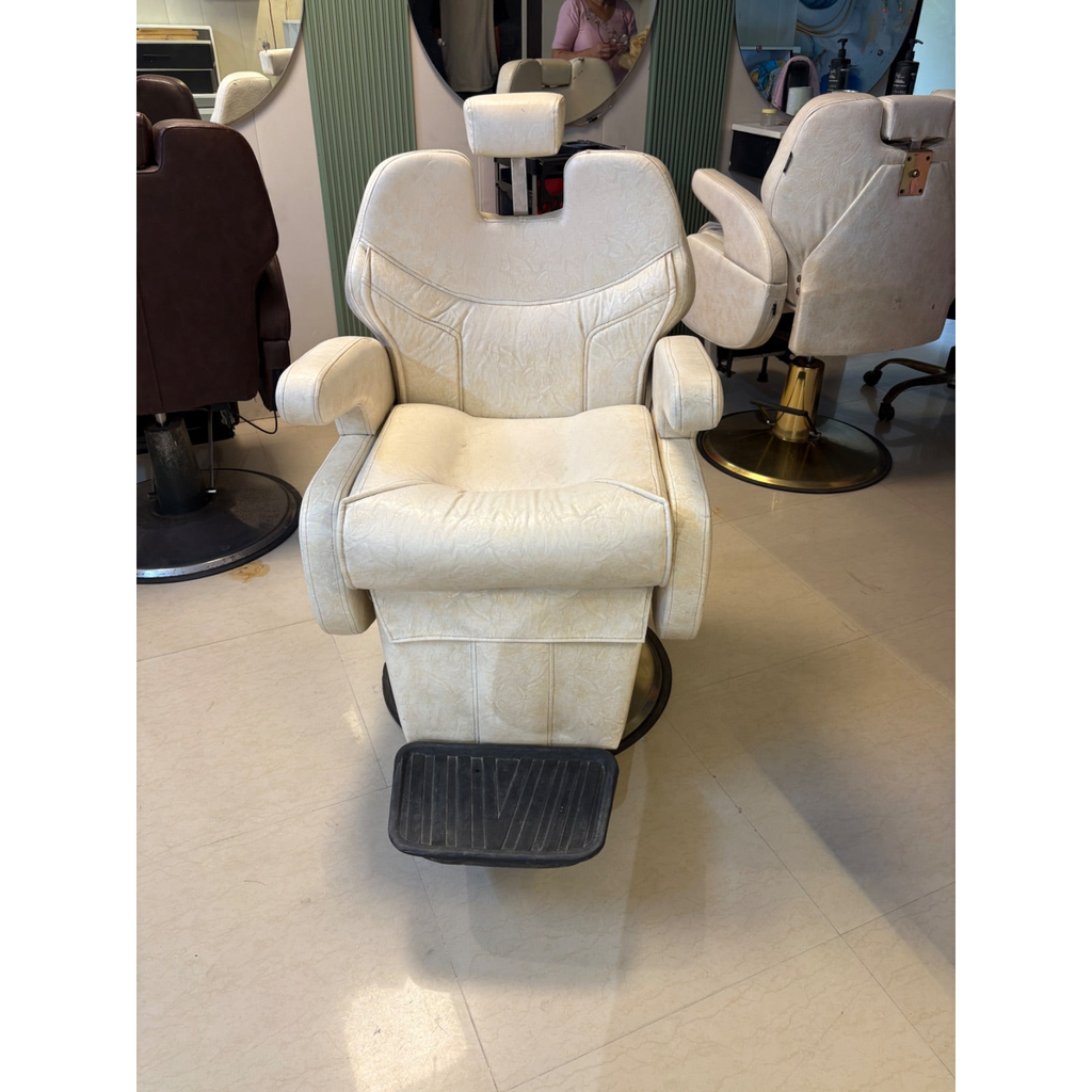 Cream Upholstered Salon Chair - photo 3