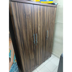 3 Door Wardrobe seller photo 1