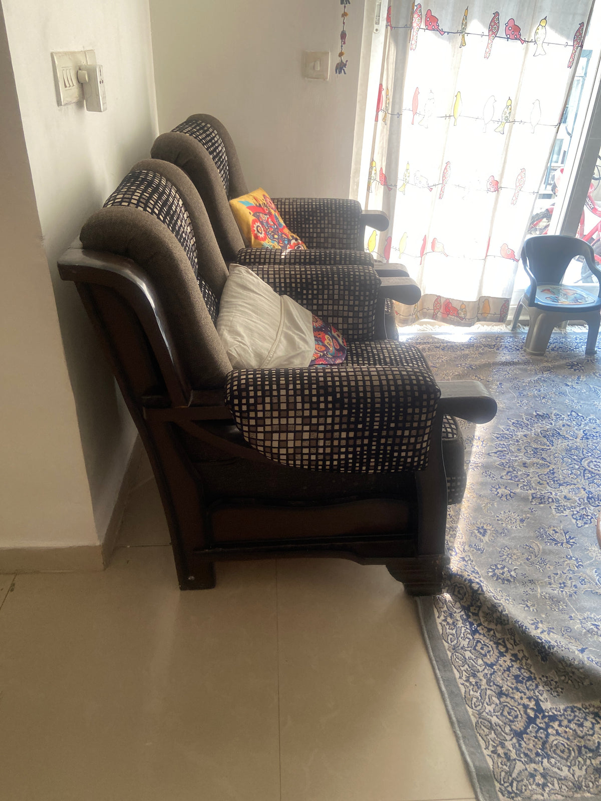 5-Seater Wooden Sofa Set (3+1+1) photo 2